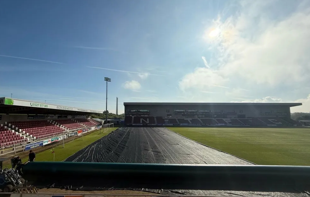 Sports Stadia Frost Cover and Air Roller